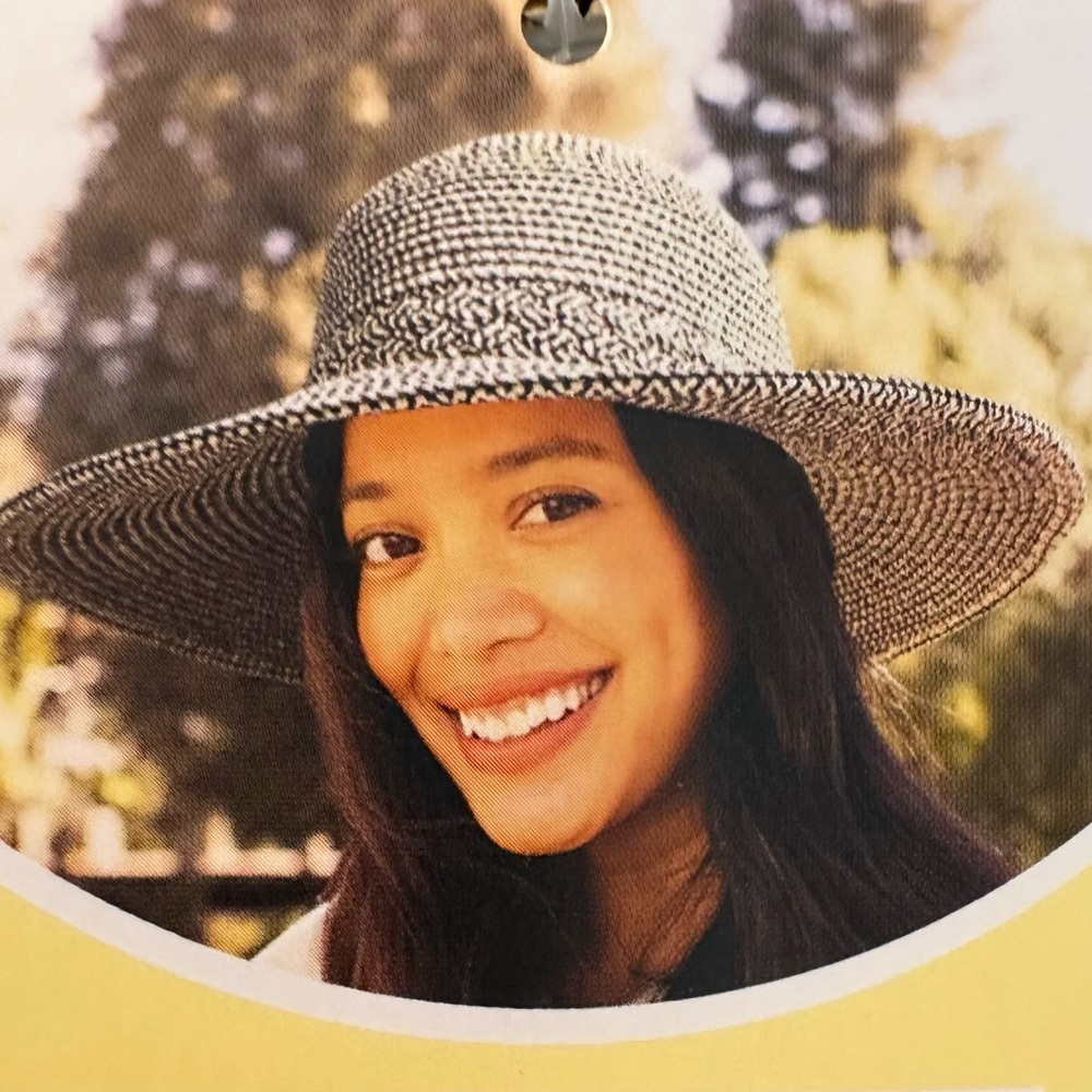 Stylish Sun Day Afternoon Black and White Wide-Brim Hat